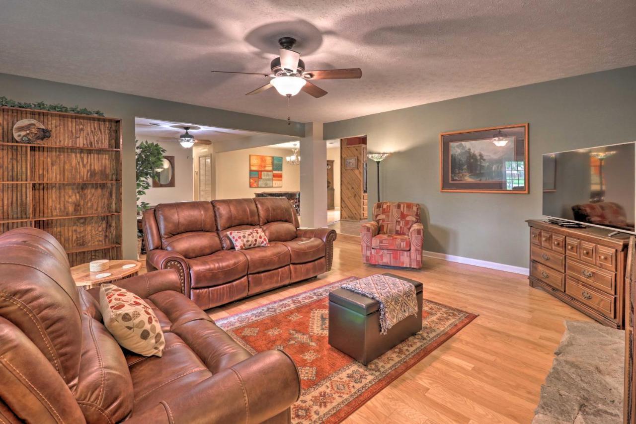 Hendersonville Home With Fire Pit 5 Mi To Downtown! Εξωτερικό φωτογραφία