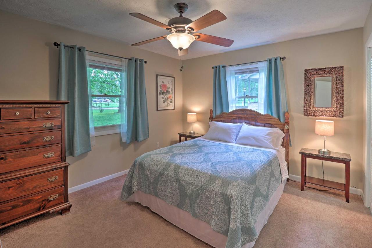 Hendersonville Home With Fire Pit 5 Mi To Downtown! Εξωτερικό φωτογραφία