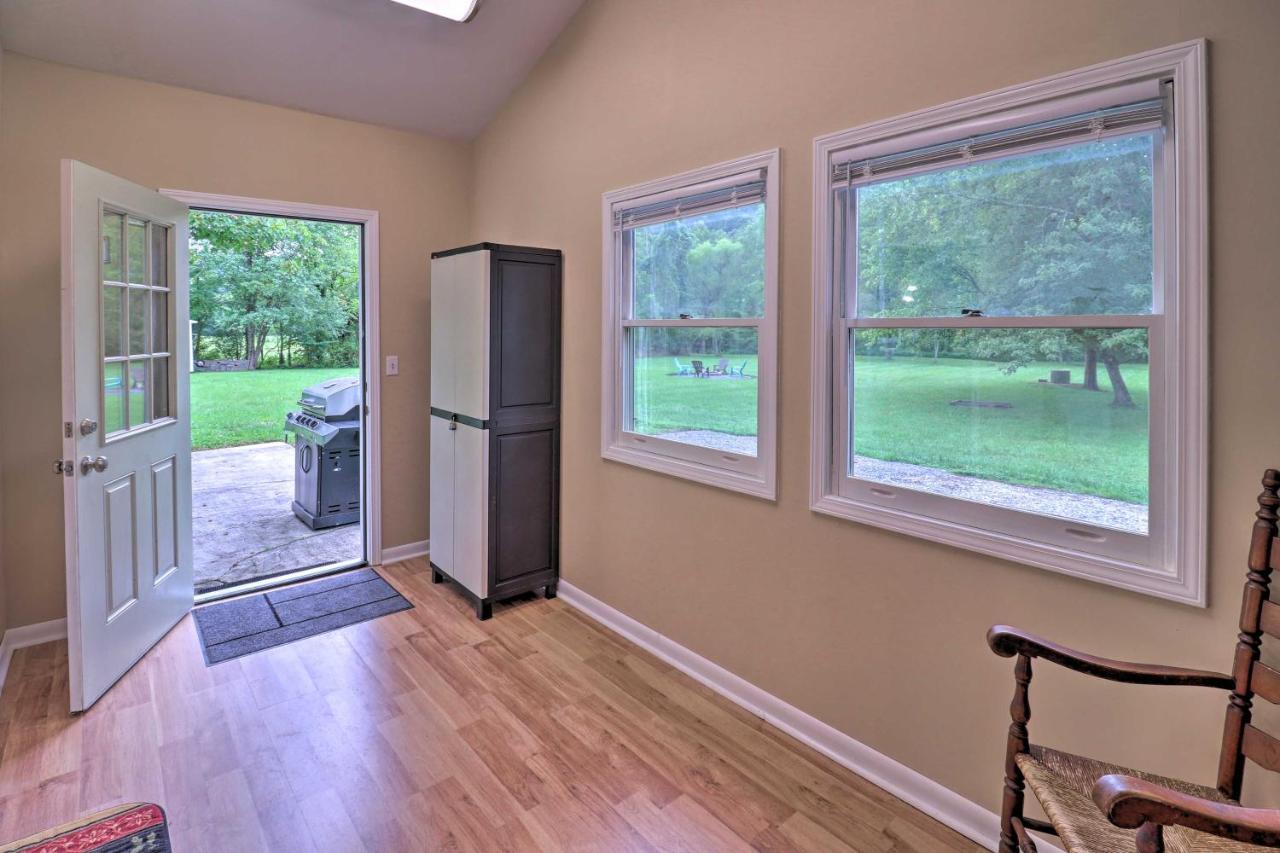 Hendersonville Home With Fire Pit 5 Mi To Downtown! Εξωτερικό φωτογραφία